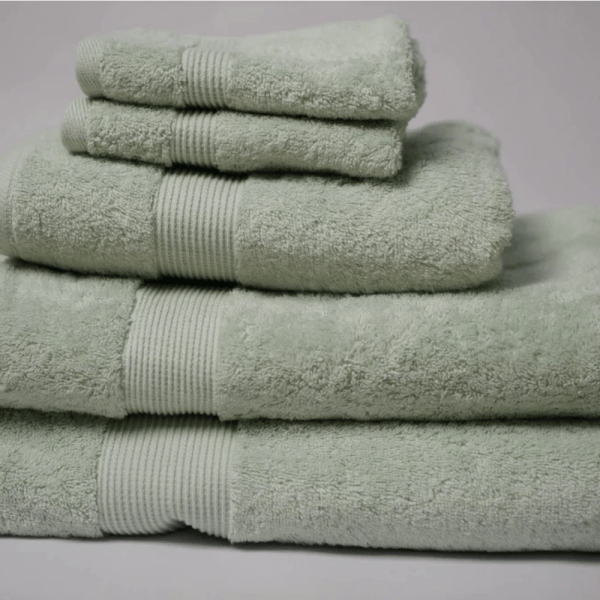 weavia Set of 5 towels , 100% Egyptian cotton , multi size