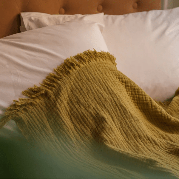 weavia Bubbles Coverlet , 100% Egyptian cotton , one size ( 220 X 240 )