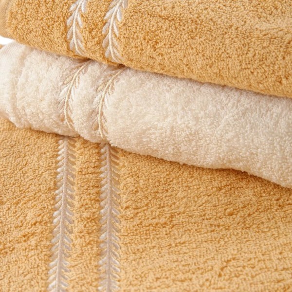 Galerie Ruby Matching Towel set -  one design