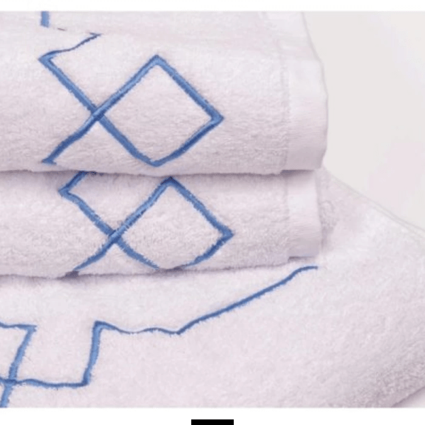 Galerie Milano Matching Towel Set--  one design & one size : 31 × 35 × 8 cm