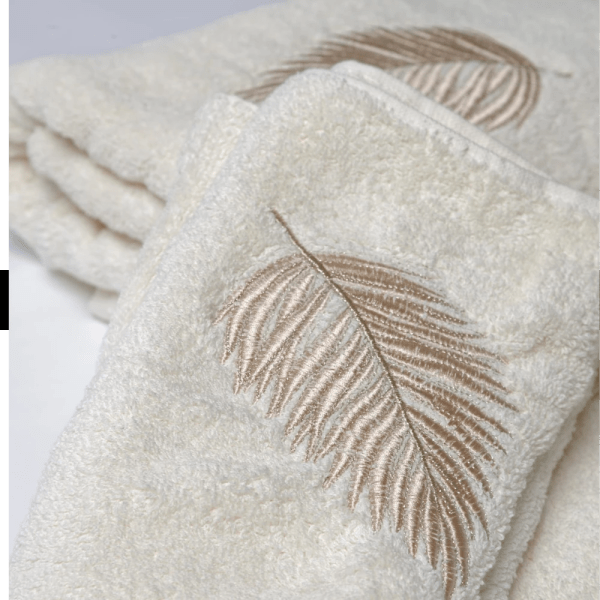 Galerie Leaf Matching Towel Set -- one design & one size : 31 × 35 × 8 cm