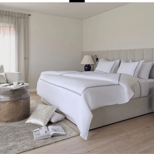 Galerie 2 Lines Bed Set - 100% Egyptian cotton