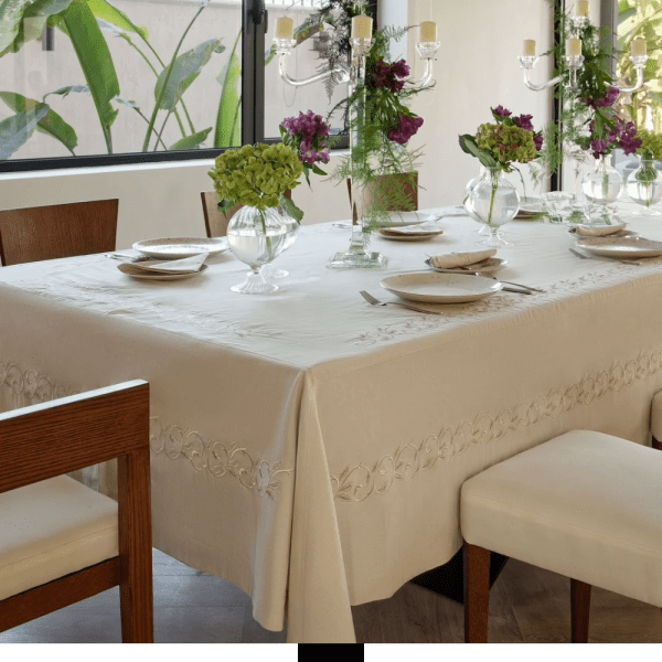 Galerie Juhn Matching Tablecloths - one design