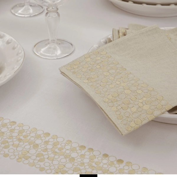 Galerie New Dots Matching Tablecloths - one design