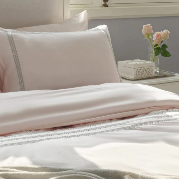 Galerie Dots-- multi sizes & one design