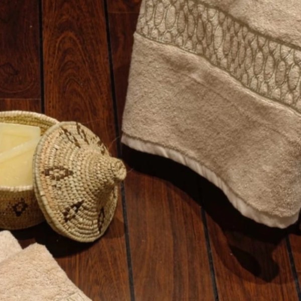 Galerie Greece Matching Towel Set -- one design & one size : 31 × 35 × 8 cm