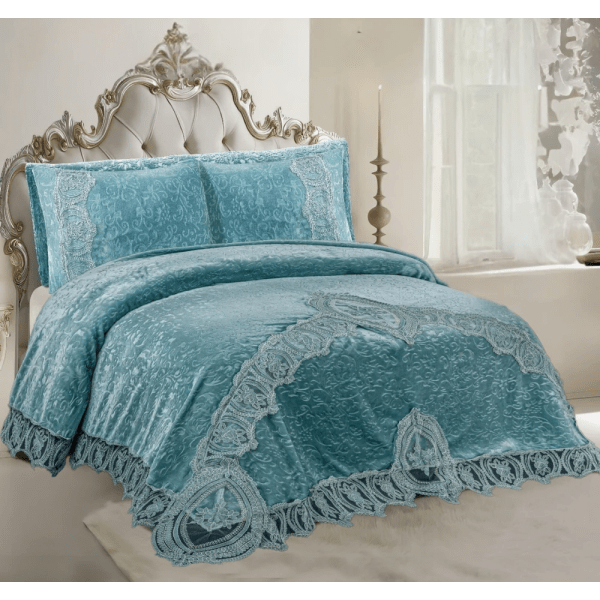 Gloria & Lawendy Multi Color Velvet Bedspread - 4 Pieces
