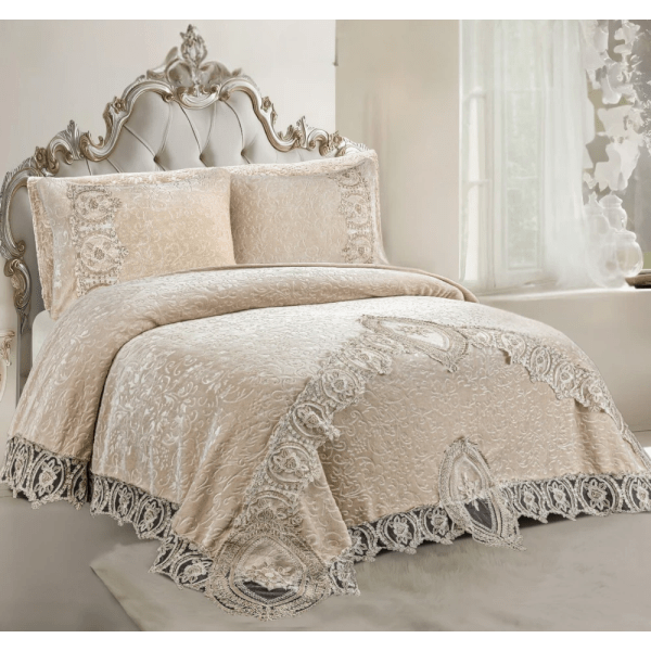 Gloria & Lawendy Multi Color Velvet Bedspread - 4 Pieces