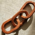 H&S Home Decor - Rustic Wooden Chain Ornament