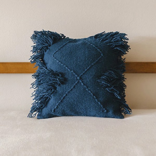 kiliim – Tufted Triangles Cushion - Multiple Color - One Size 45×45 cm.