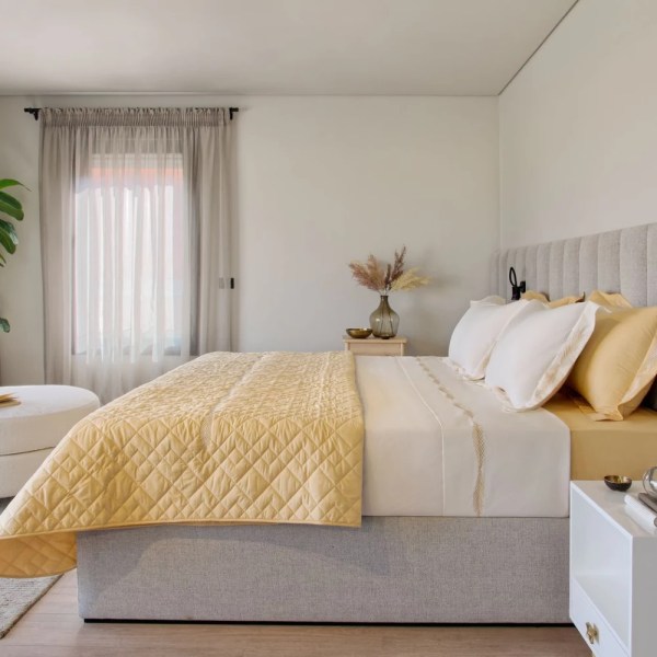 Galerie California Bed Set --  multi designs & sizes