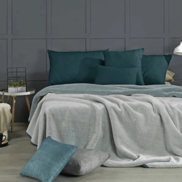 Casa Mora Signature ENGRAVED Blanket Model 986 ,85% Acrylic /15% Polyester ,Multicolor ,one Size (220×240)