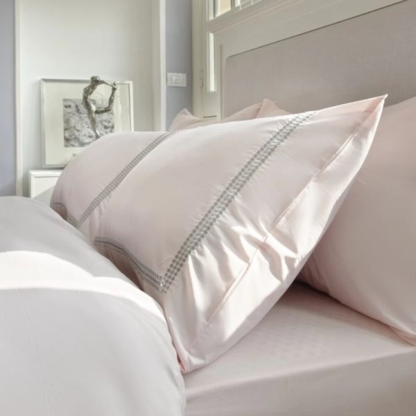 Galerie Dots-- multi sizes & one design