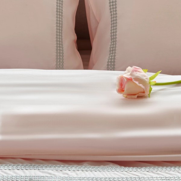 Galerie Dots-- multi sizes & one design