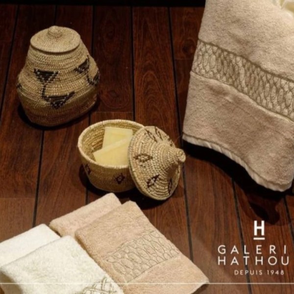 Galerie Greece Matching Towel Set -- one design & one size : 31 × 35 × 8 cm