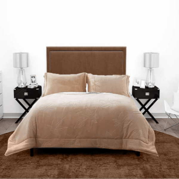 Casa Sherpa Fur Blanket, ALIA 2‑ply model. One size (220 × 240 cm), available in multiple colors.