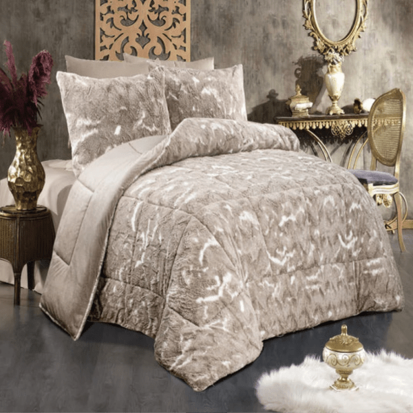 CASA COMFORTER MODEL OLIVIA , one size (240×260 cm) , available in multiple colors.