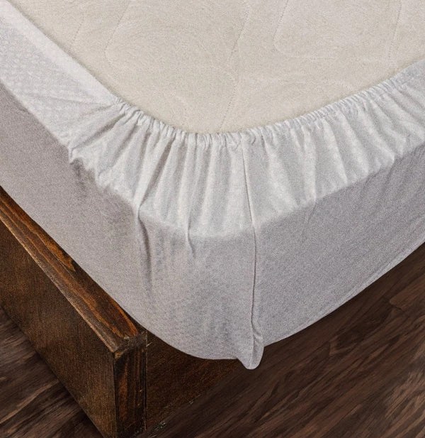 CASA Embossed Bedsheet Set Fitted Model EFMF , available in multiple colors & Sizes .