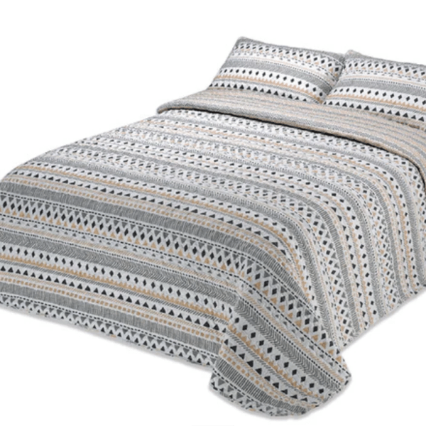 CASA Mora Bedspread Size 250*270Typically made of 85% acrylic and 15% polyester , available in multiple colors & sizes