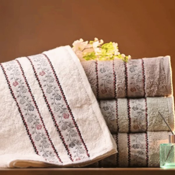 Up Towels Dolly 6 - Full Bath Towel - 90×155 - Multi-Color