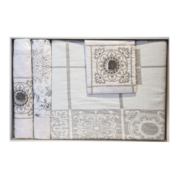 Up Towels Janella Large 5-Piece Coverlet Set - 230×24 - Multi-Color