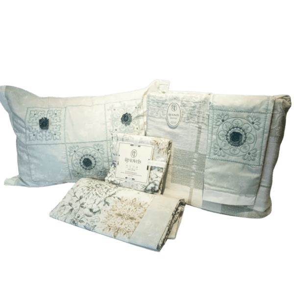 Up Towels Janella Large 5-Piece Coverlet Set - 230×24 - Multi-Color